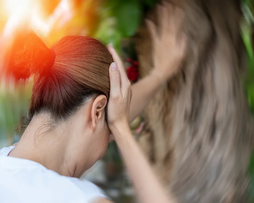 Baş Dönmesi Neden Olur? Belirtileri Nelerdir ve Nasıl Geçer?