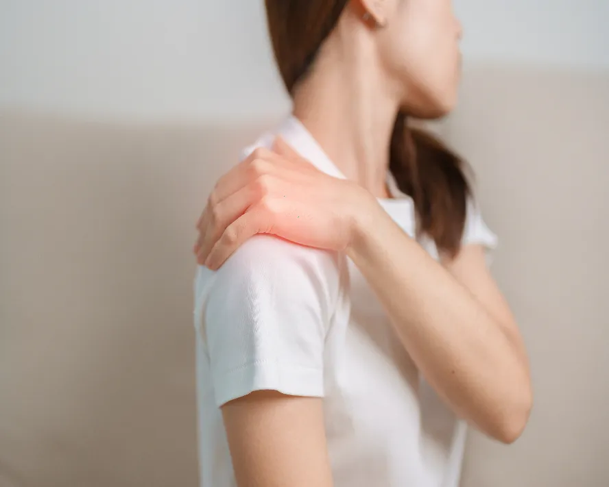 Fibromiyalji Hakkında Bilmeniz Gerekenler: Belirtileri, Nedenleri ve Yönetimi