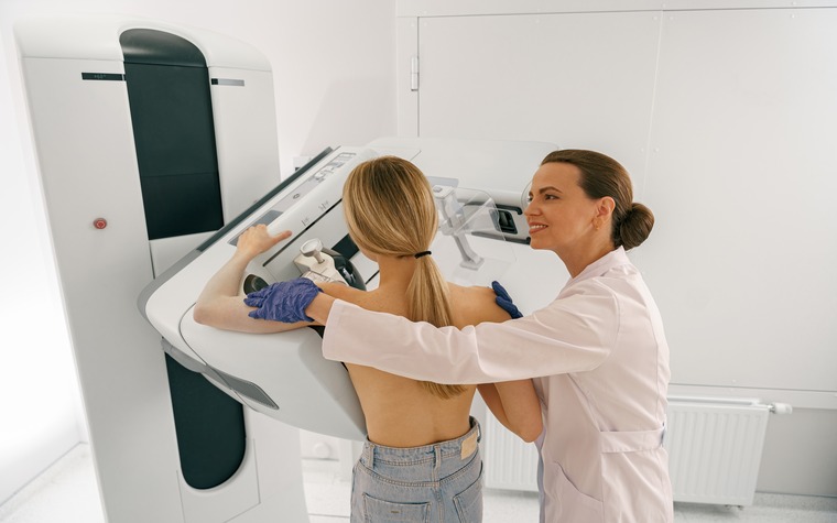 3D TOMOSENTEZ MAMOGRAFİ CİHAZI