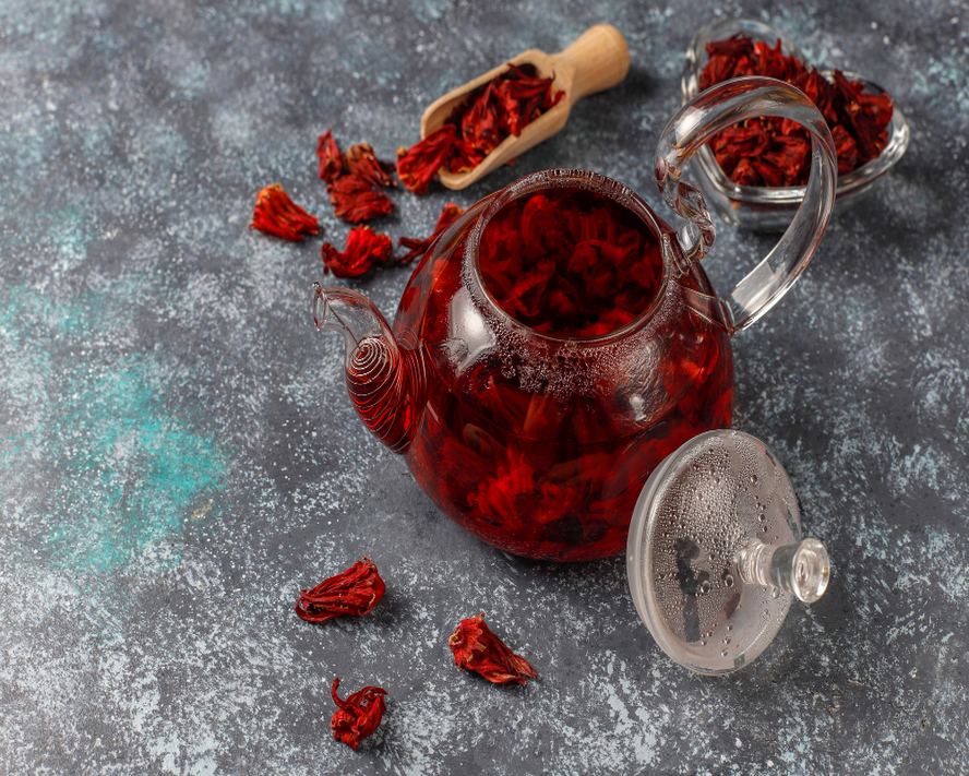 Hibiskus Çayı: Sağlığa Faydaları ve Uzman Tavsiyeleri